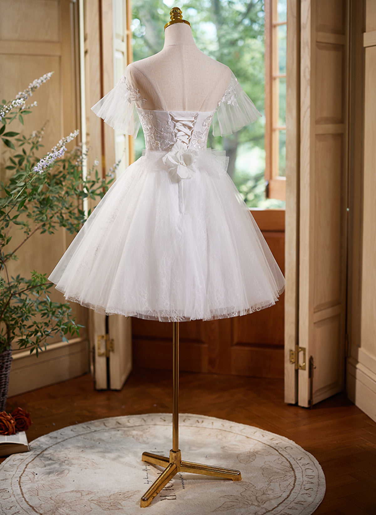 Cute White Tulle with Lace Short Party Dress