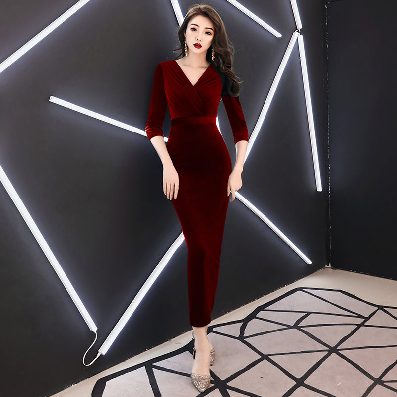 Elegante vestido de fiesta de boda de corte sirena y largo hasta la rodilla 