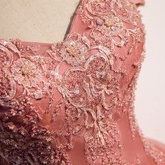 Encantador vestido de fiesta rosa con apliques de encaje y hombros descubiertos 