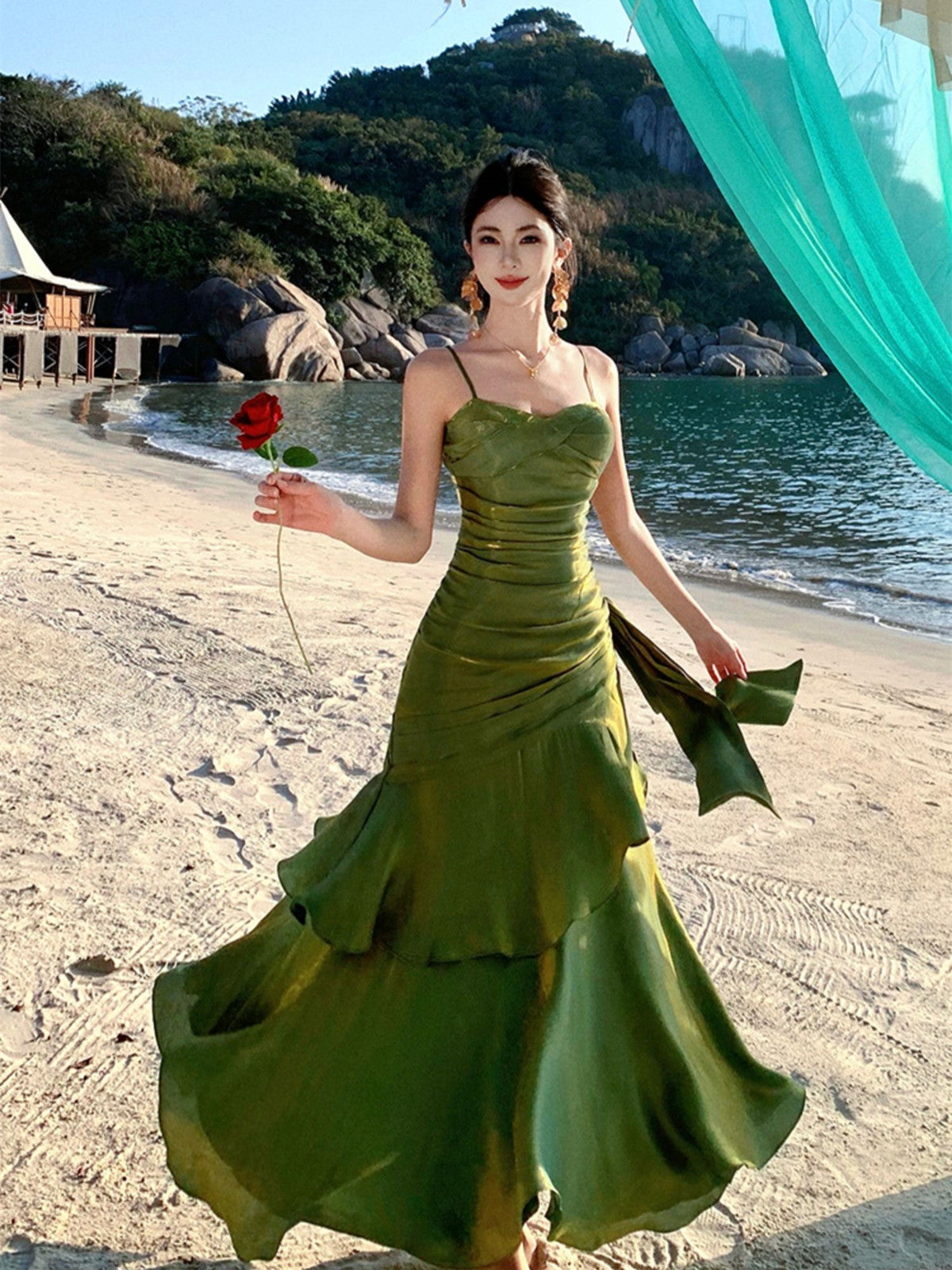 Precioso vestido de fiesta de sirena de satén verde 