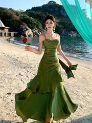 Precioso vestido de fiesta de sirena de satén verde 