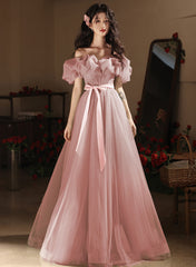 Vestido de fiesta de tul rosa con hombros descubiertos y corte en A 