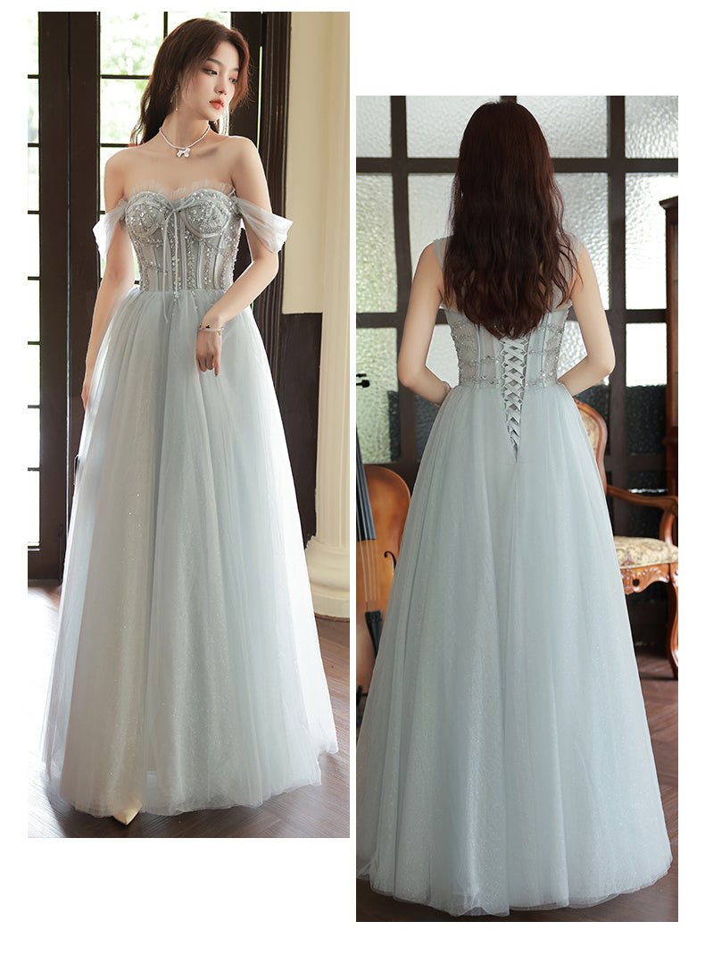 Vestido largo de fiesta con tirantes de tul y cuentas en gris plateado 
