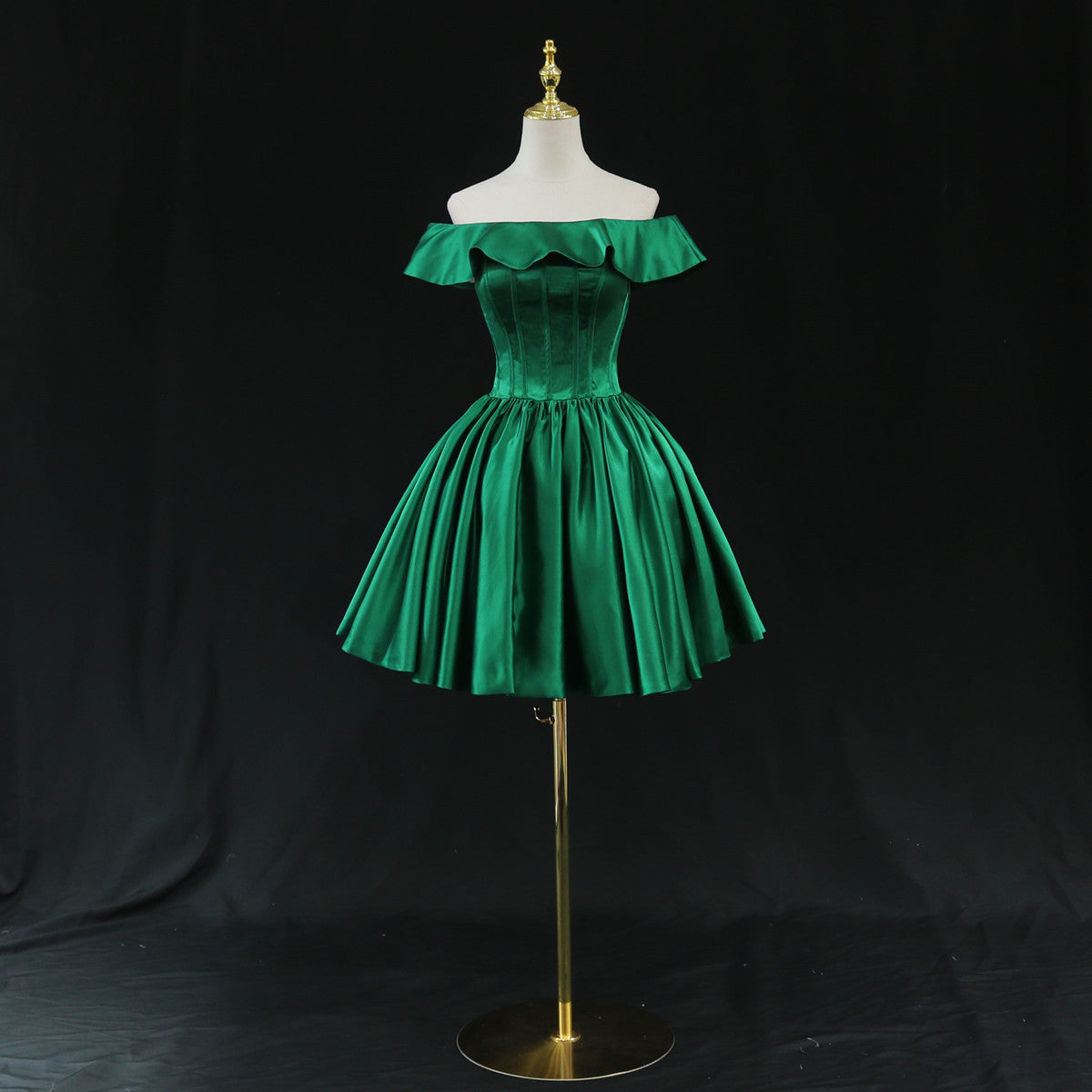 Vestido corto de satén verde para fiesta de bienvenida y graduación 