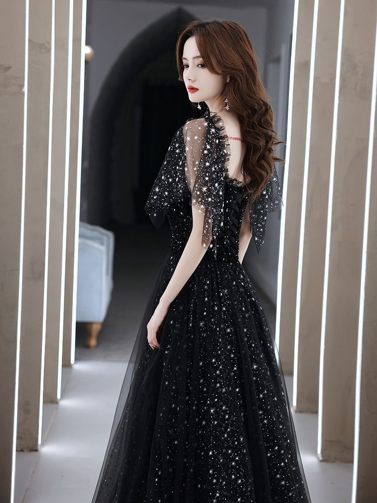 Vestido de fiesta largo de tul negro con hombros descubiertos 