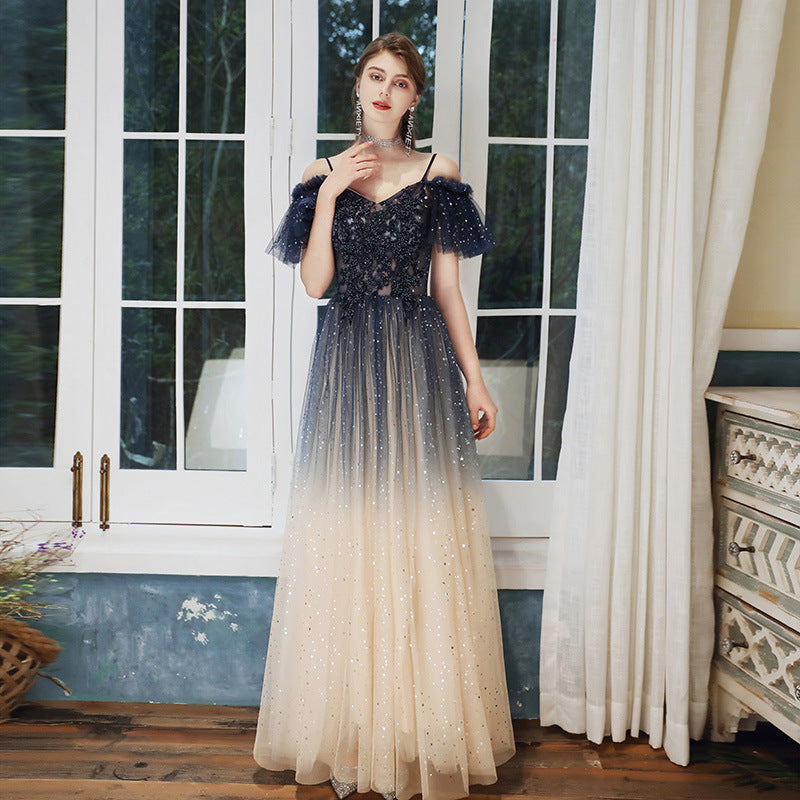 Vestido de fiesta largo de corte A con tul degradado y tirantes azul marino 