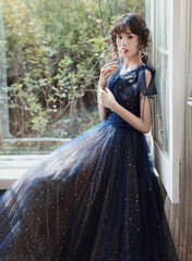 Vestido de fiesta azul marino de corte A, manga corta y escote en V 