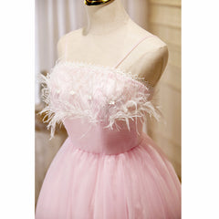 Hermosos vestidos de fiesta hasta la rodilla con tirantes de tul rosa 