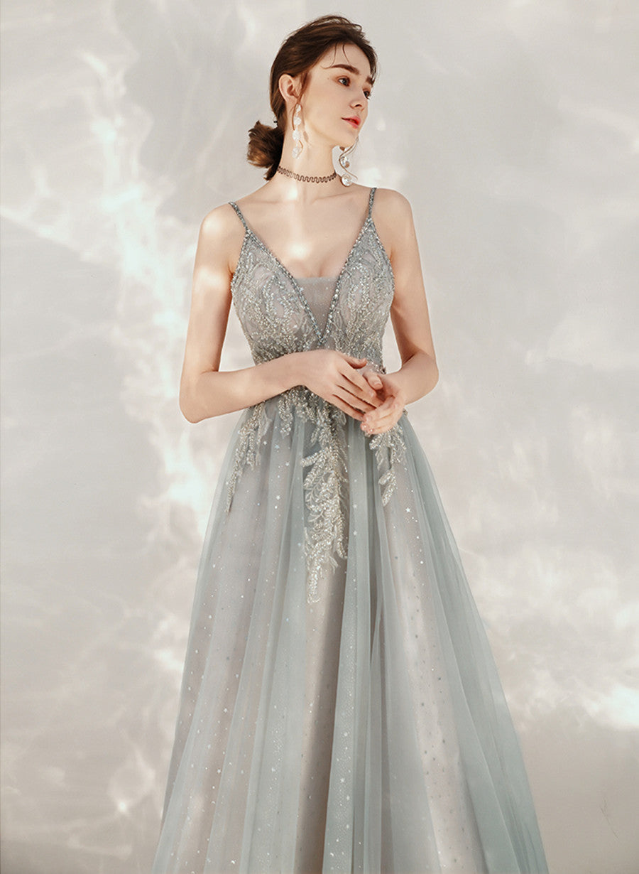 Vestido de fiesta largo de tul con tirantes y cuentas en forma de A 