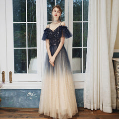 Vestido de fiesta largo de corte A con tul degradado y tirantes azul marino 