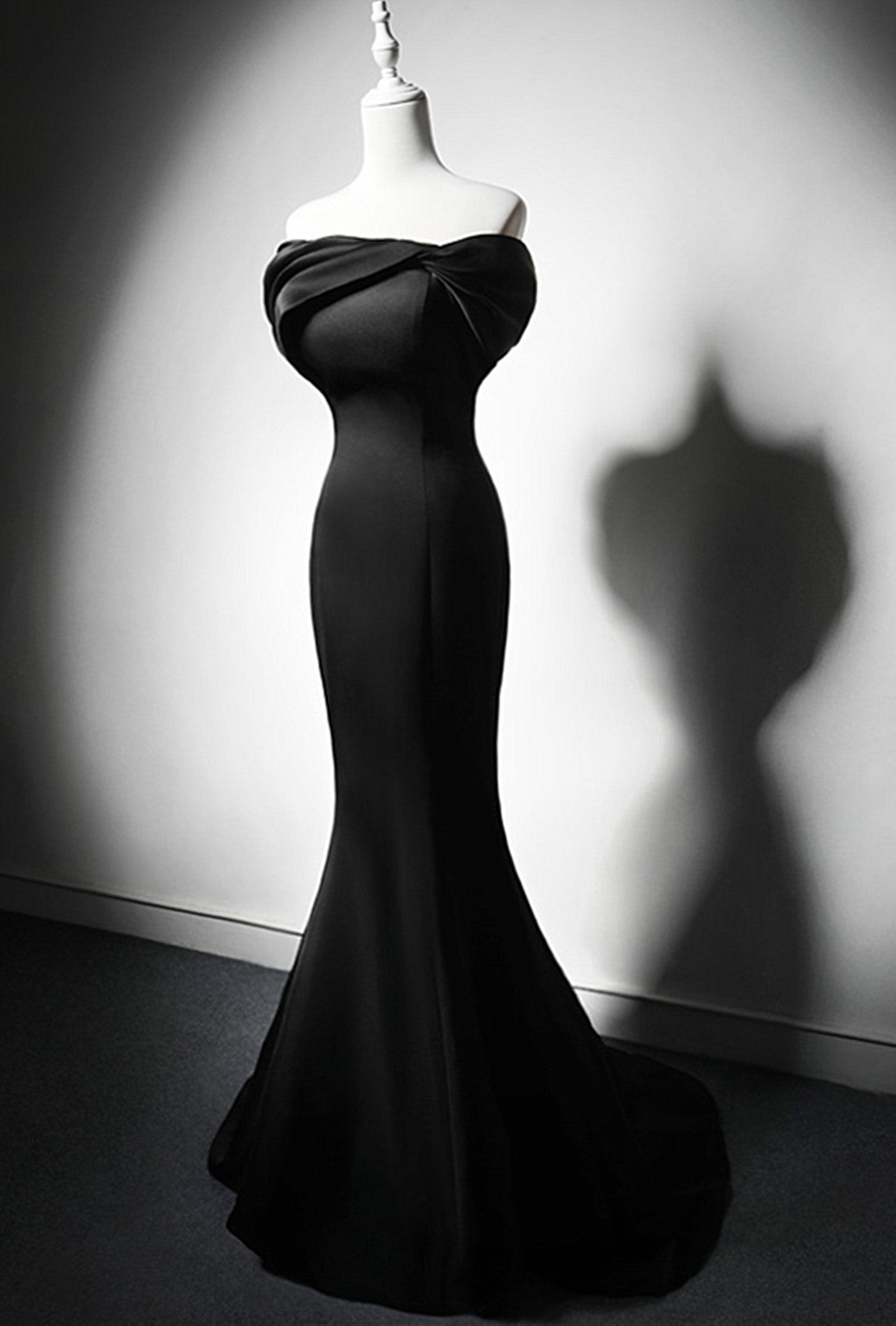 Black Mermaid Satin Off Shoulder Evening Dress