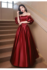 Vestido de fiesta largo elegante de satén rojo vino con cuentas 