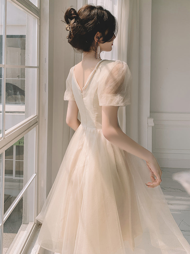 Light Champagne Short Homecoming Dress