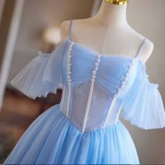 Vestido de fiesta de tul con cuentas y hombros descubiertos en forma de A 