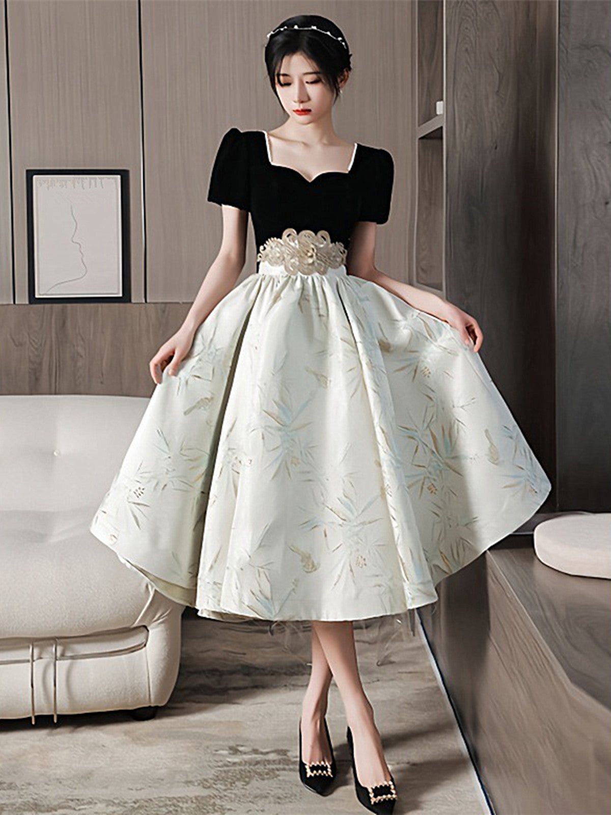 Lovely Short Sleeves Satin and Velvet Party Dress