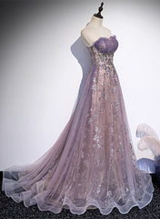 Vestido de fiesta largo hasta el suelo con corte A de tul morado claro y encaje 