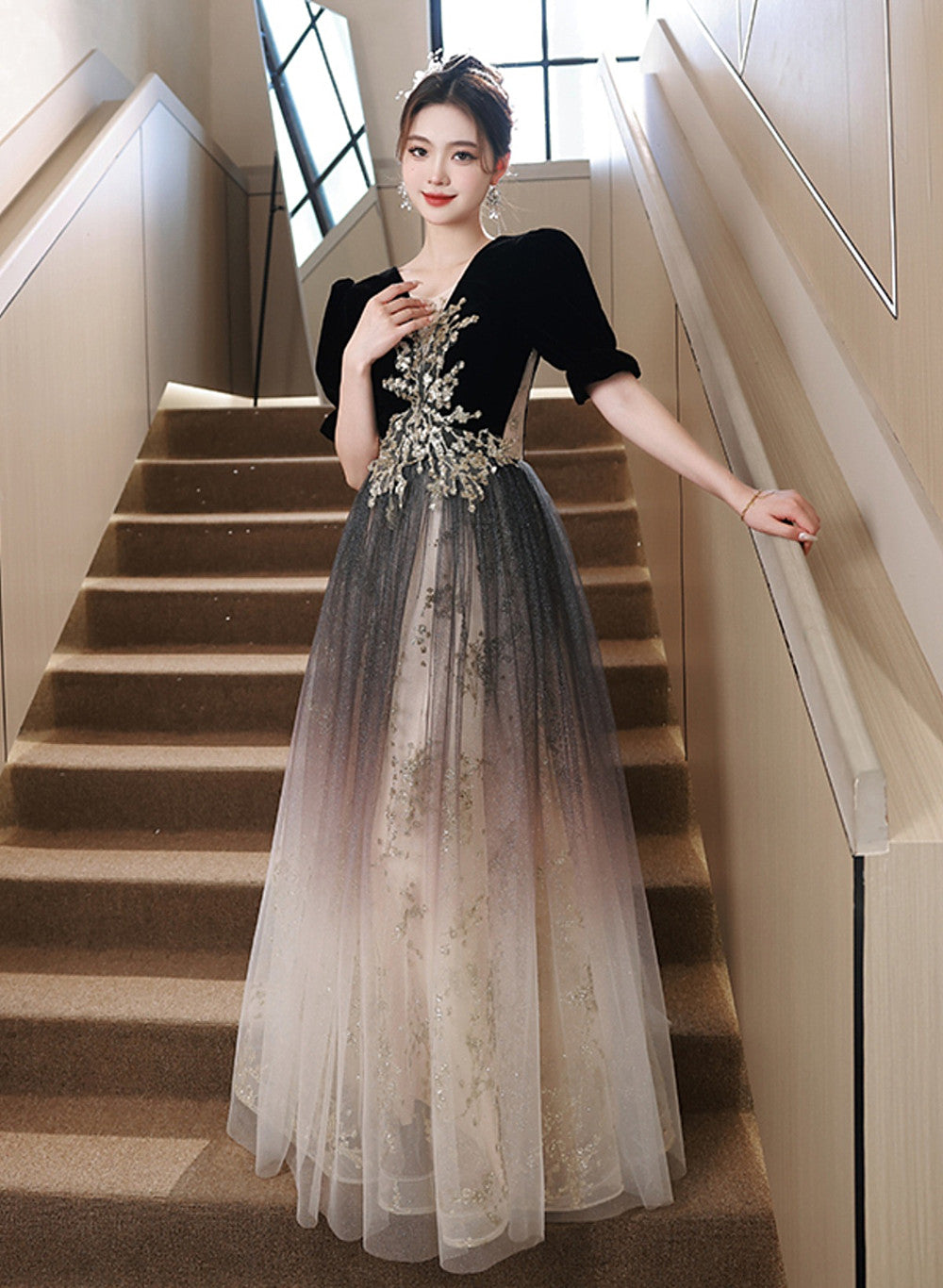 Black Gradient Tulle and Velvet Short Sleeves Party Dress