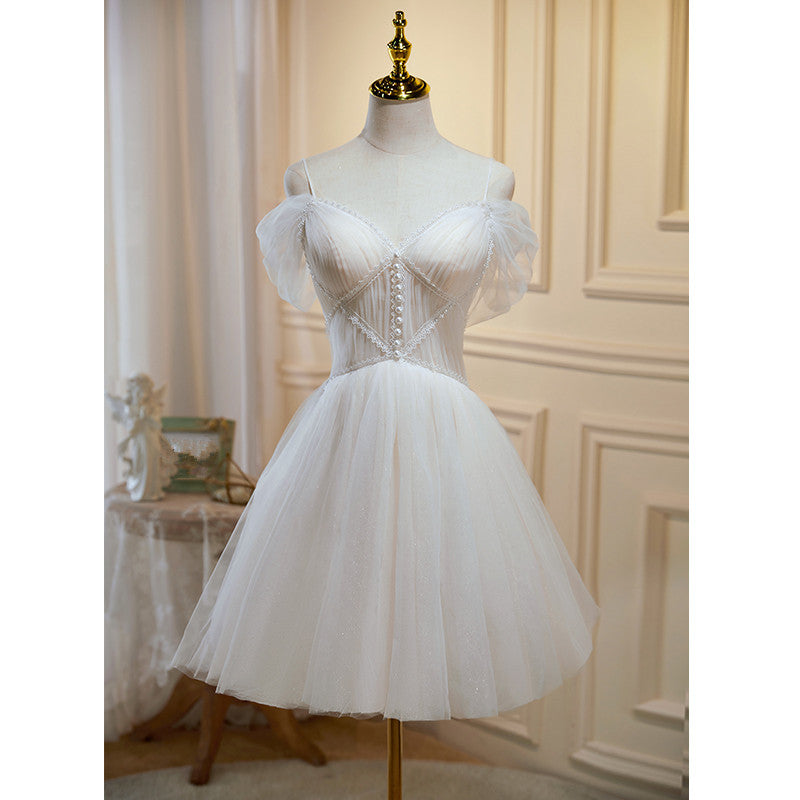 Vestido de fiesta corto de tul color marfil con escote en forma de corazón hasta la rodilla 