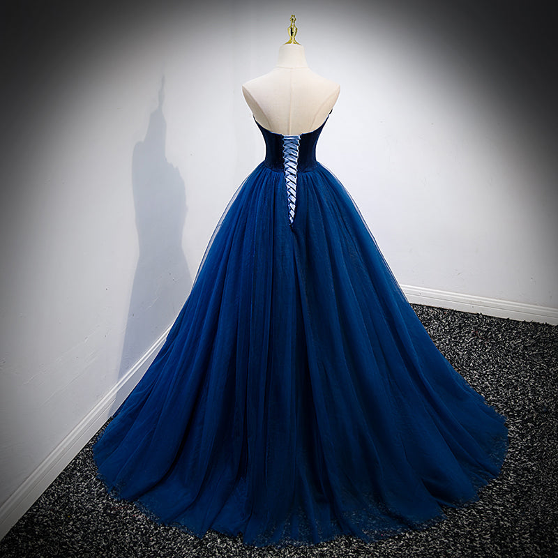 Vestido formal largo de tul y top de terciopelo azul marino 