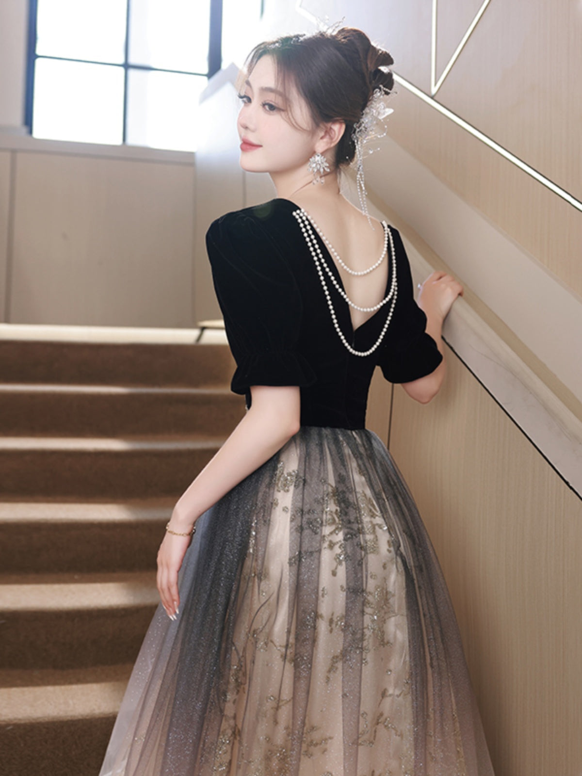 Black Gradient Tulle and Velvet Short Sleeves Party Dress