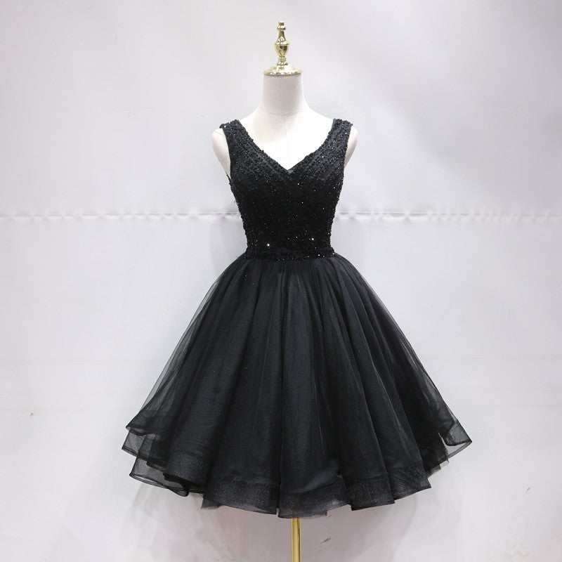 Black Tulle V Back Beaded Knee Length Homecoming Dress