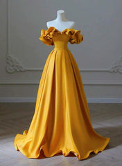 Vestido de fiesta de satén dorado con escote en forma de A y hombros descubiertos 