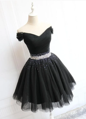 Fashionable Black Short Beaded Party Dress