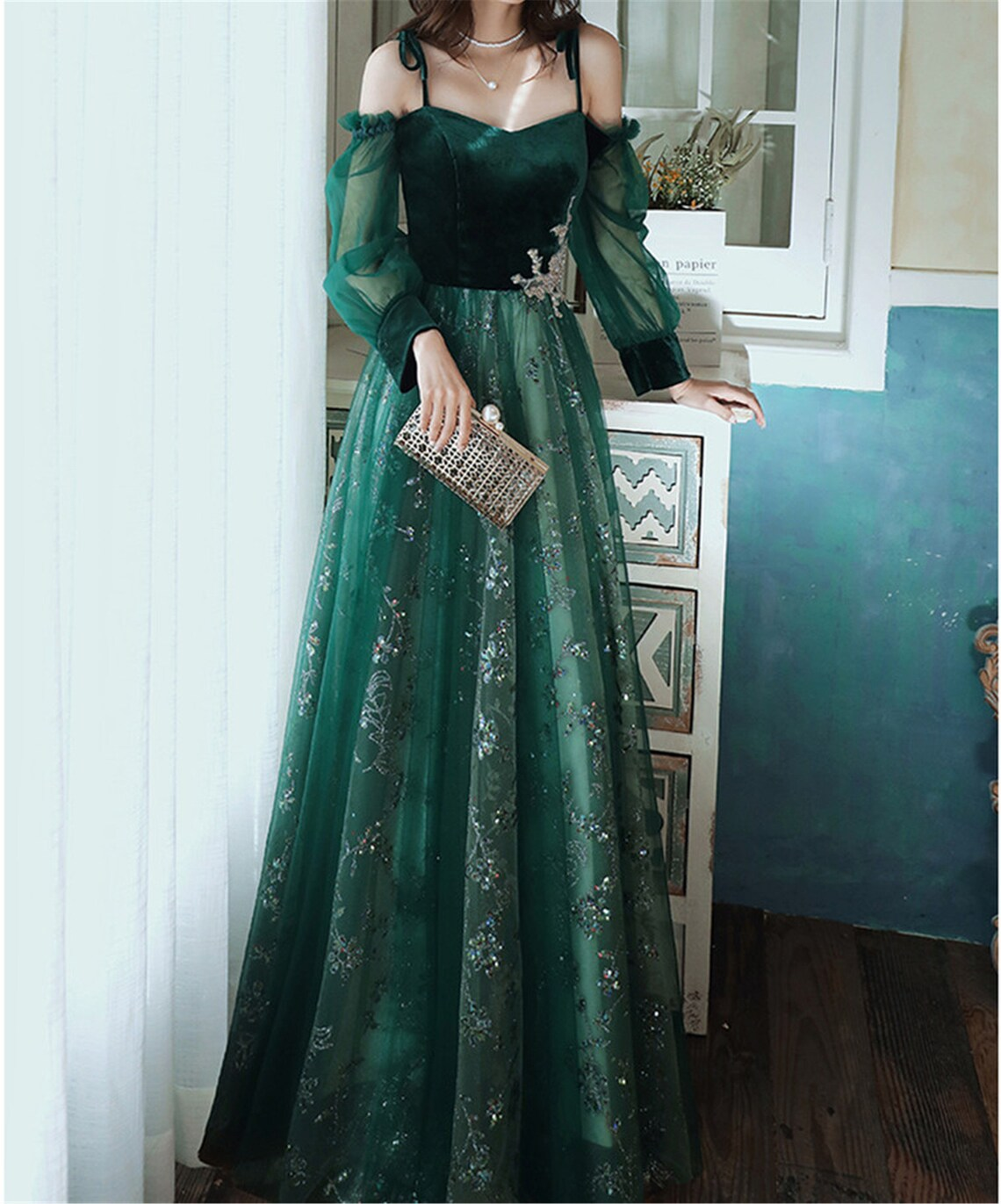 Dark Green Tulle Stunning Sequin Spaghetti Straps Prom Dress