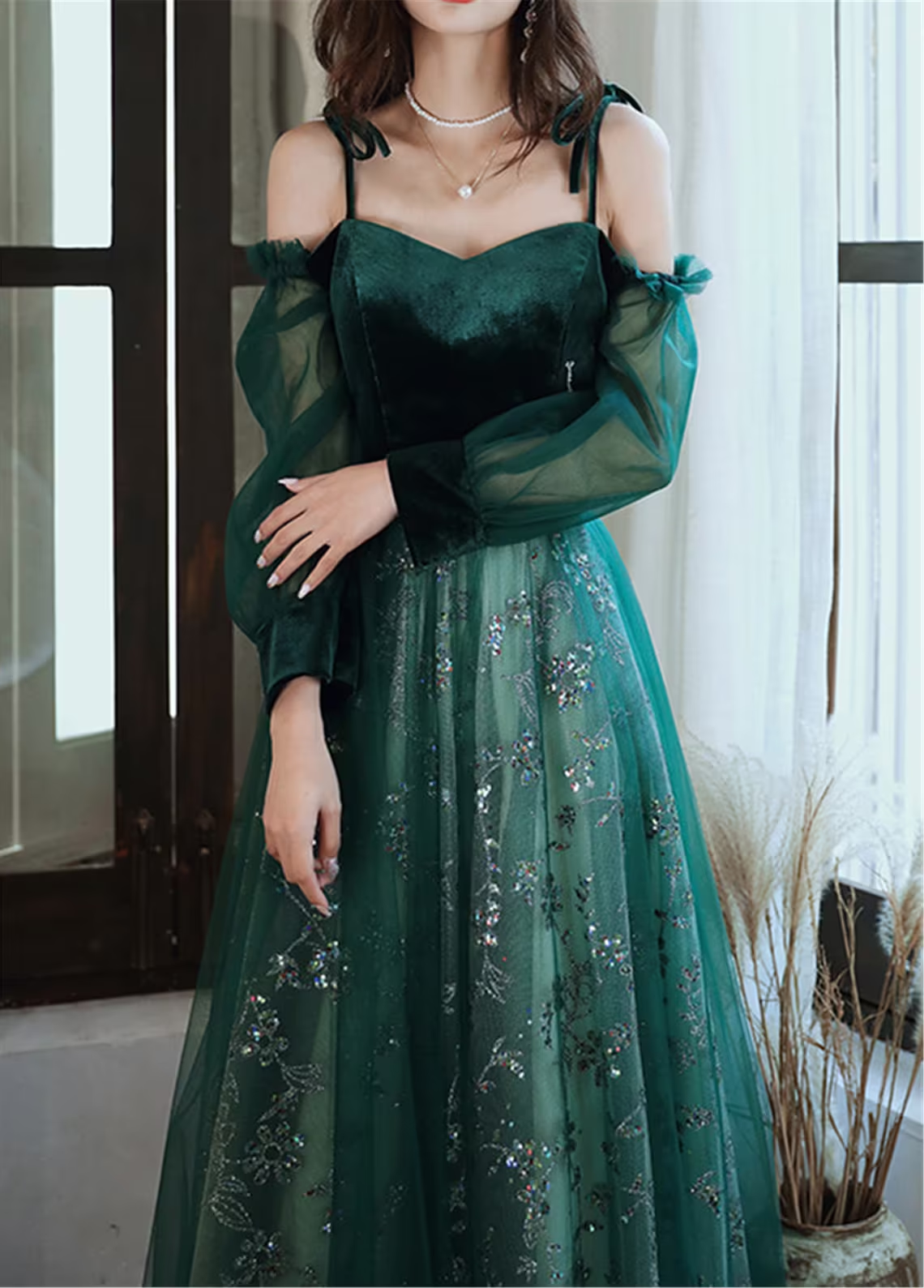 Dark Green Tulle Stunning Sequin Spaghetti Straps Prom Dress