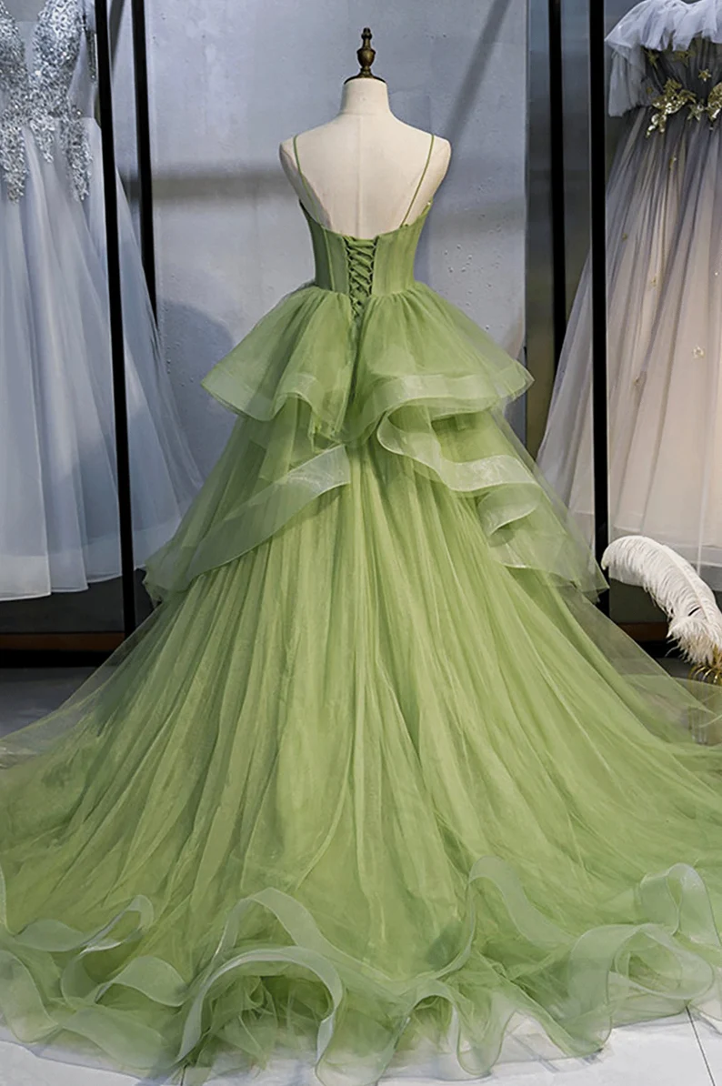 Vestido de fiesta largo con corsé verde salvia 