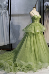 Vestido de fiesta largo con corsé verde salvia 