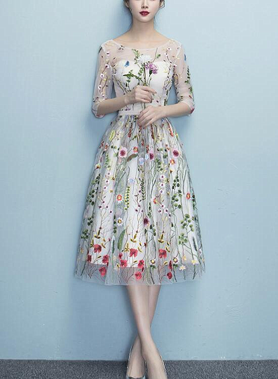 Fashionable Floral Elegant Knee Length Round Neckline Party Dress
