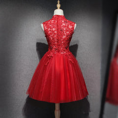 Vestido corto de fiesta de tul con escote alto y encaje rojo para regreso a casa 