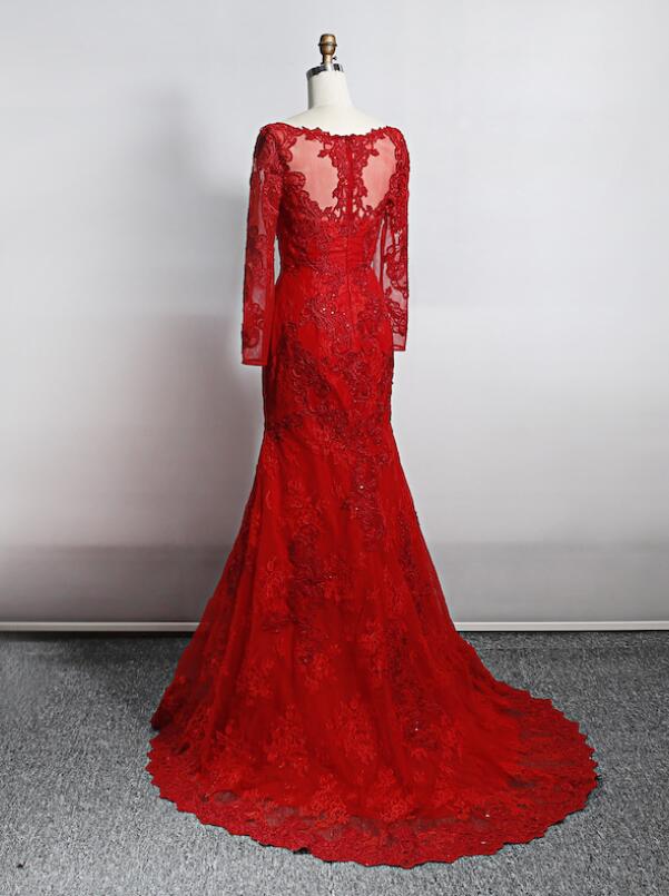 Hermoso vestido de noche de sirena con mangas largas y encaje rojo 