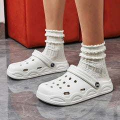 Comfortable Clogs Slippers Lightweight Anti Slip Beach Sandals Woman White EVA Waterproof Garden Shoes