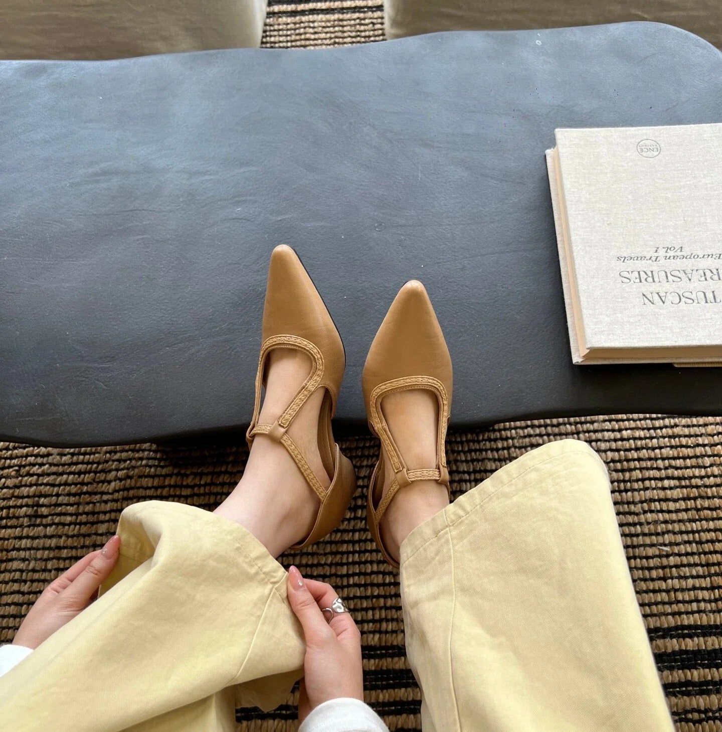 pointed-toe sandals  Leather shoes with comfortable elegant heels  Available in strap style