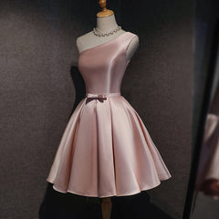 Precioso vestido de fiesta corto de satén rosa para el regreso a casa 