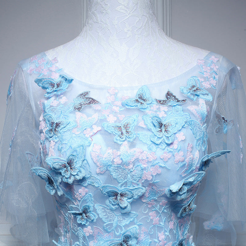 Vestido de fiesta largo con flores azul claro 