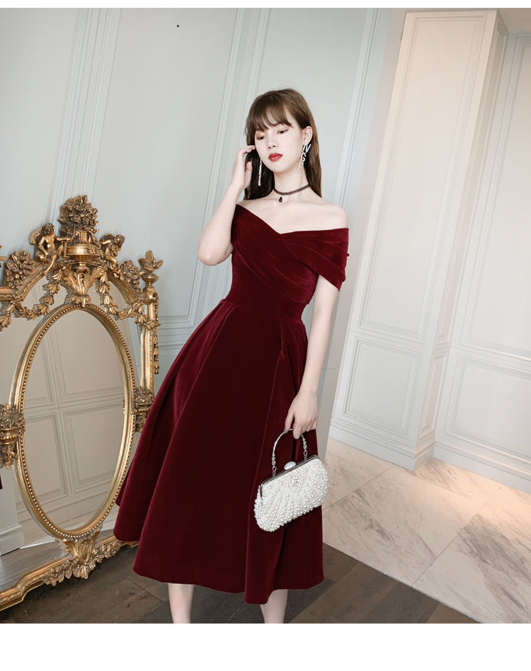 Charming Wine Red Velvet Sweetheart Bridesmaid Dress