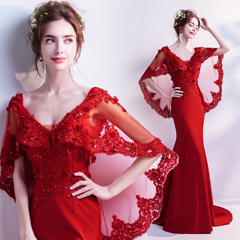 Vestido de noche de sirena color rojo vino con espalda en V y apliques de encaje 