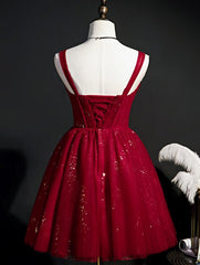 Vestido de fiesta corto de tul color rojo vino con tirantes finos 