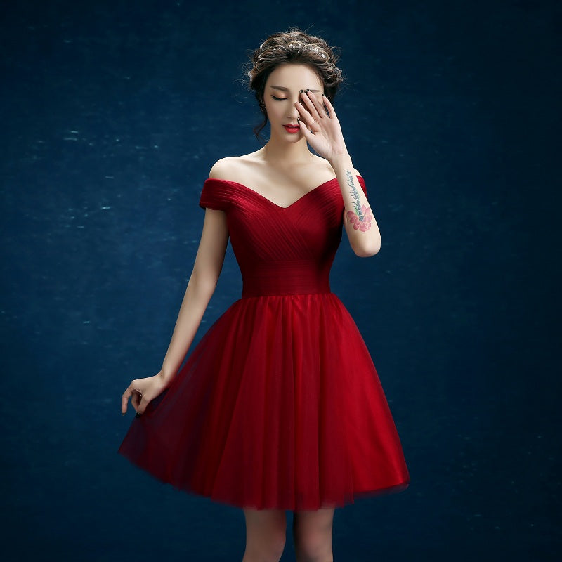 Wine Red Sweetheart Off Shoulder Tulle Homecoming Dress
