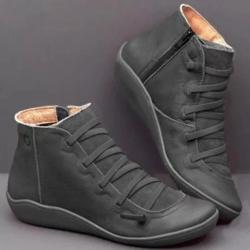 Leather Ankle Snow Boots Woman Flat Shoes Short Vintage Boots with Fur Female Lace Up Boots
