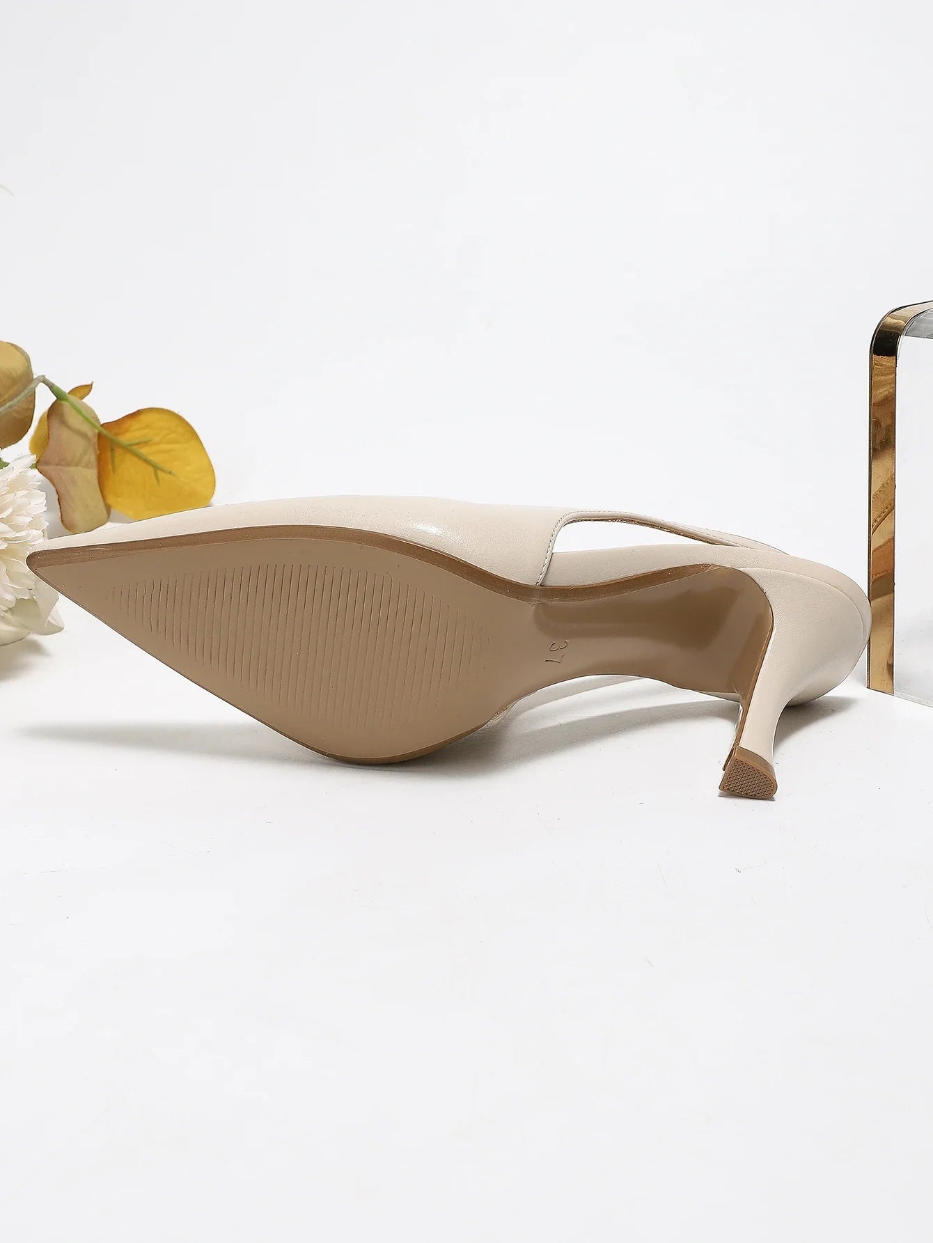 Elegant Pointed ToeSlingback Pumps