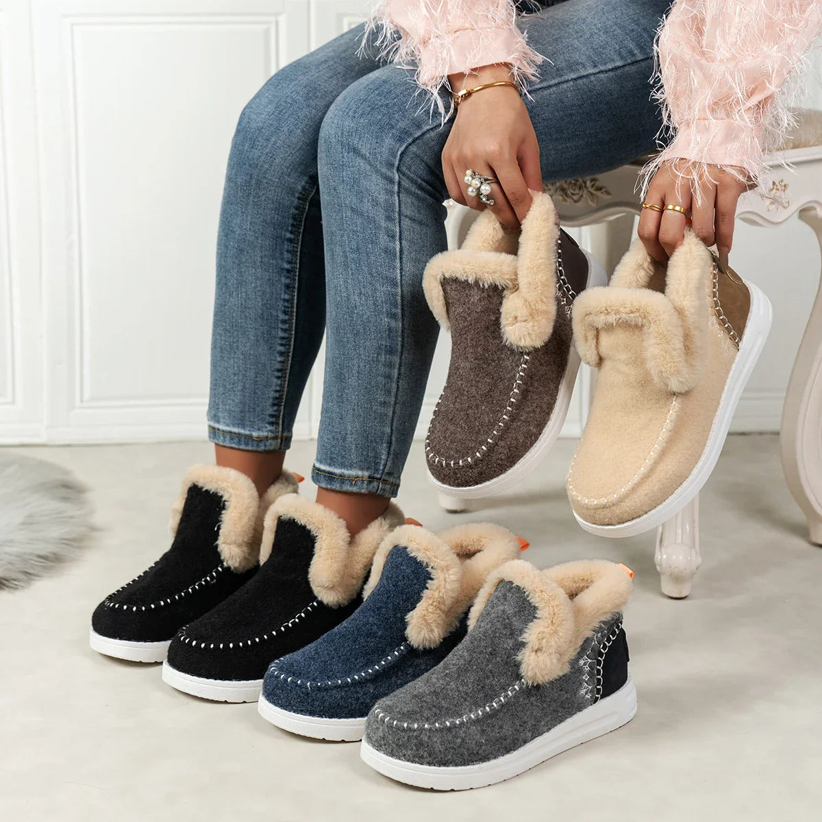 Suede Lace-Up Snow Boots Lace-up Woman Warm Fur Plush Lady Casual Ankle Boots Female Chunky Sneaker