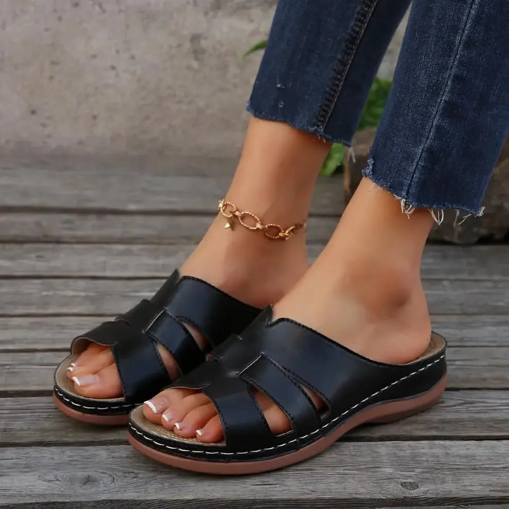 Thick Heel Slip-On Casual Shoes Large Size Pure Color Woven Outerwear Sandals Round Toe Polyurethane Autumn