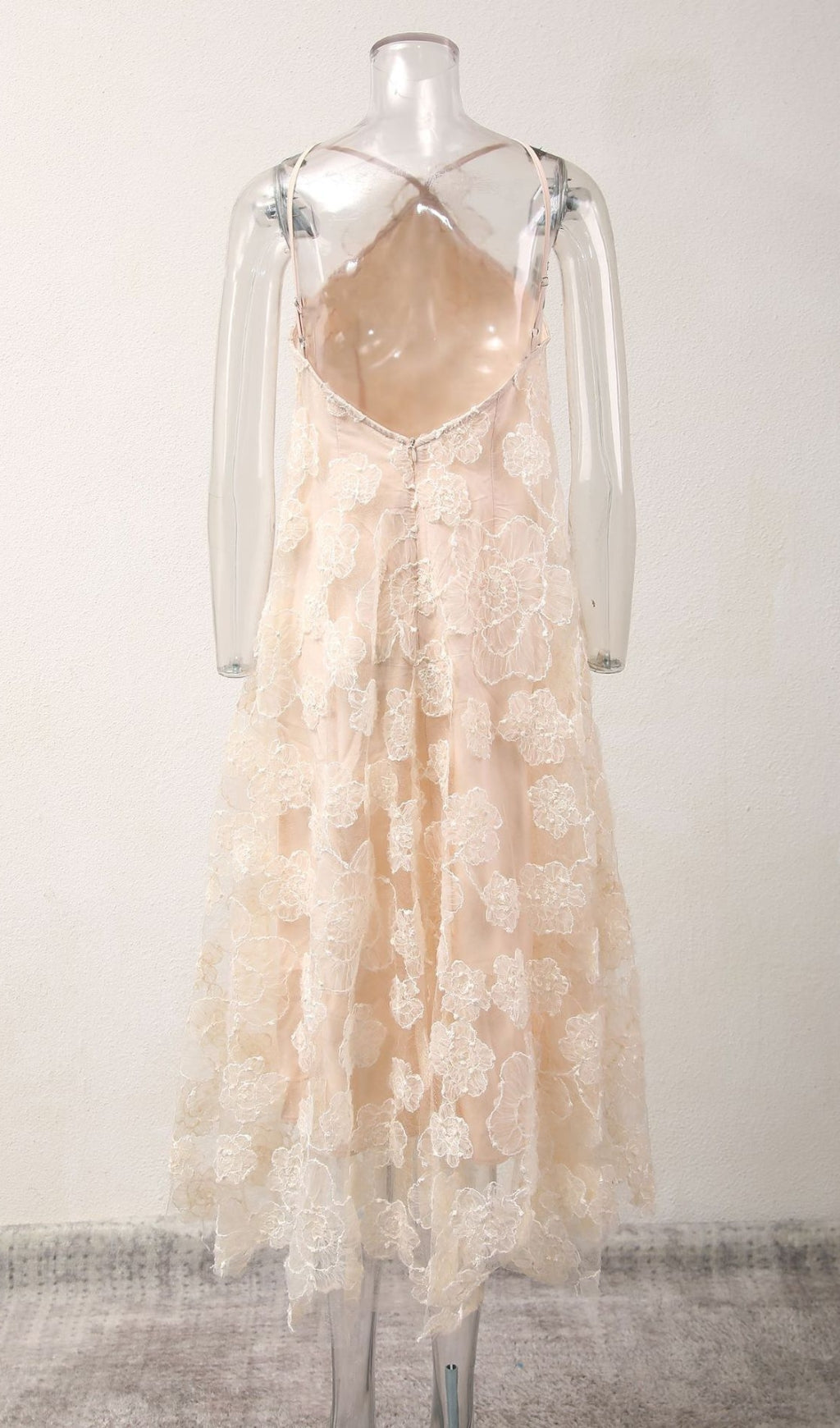 Billy Dreamy Floral Lace Halter Maxi Dress