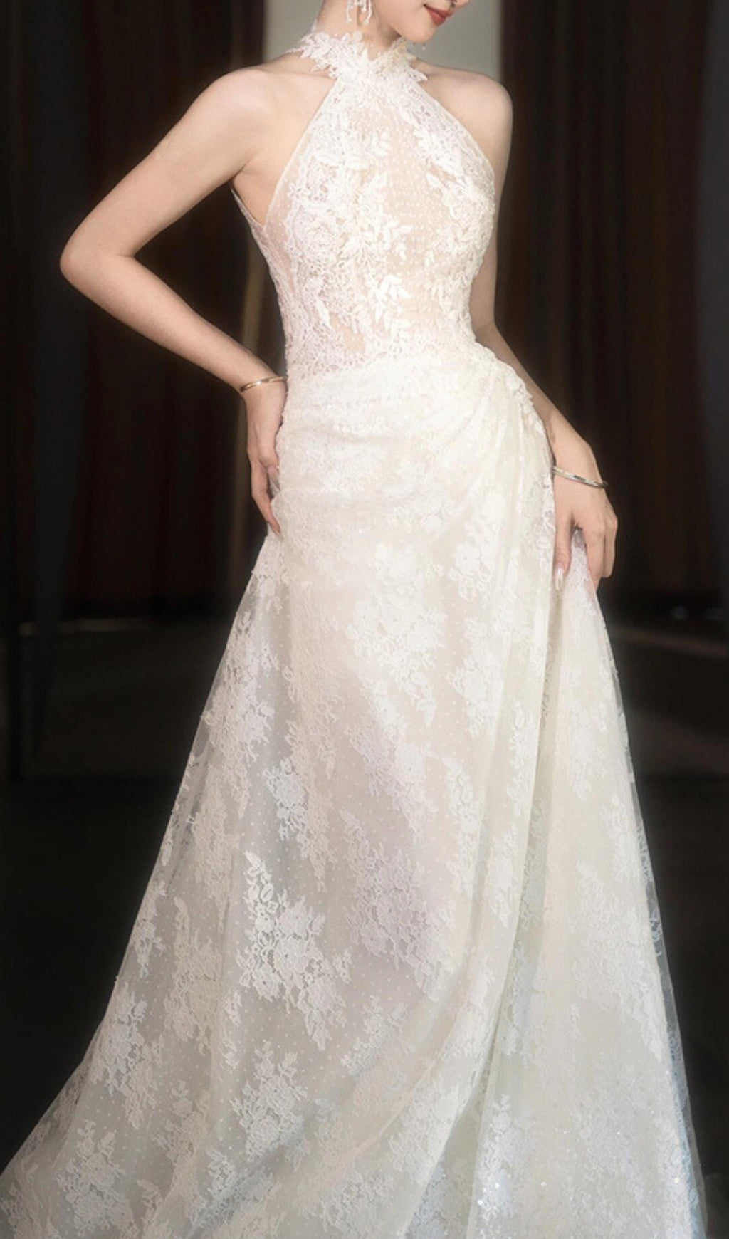 Dayanara Elegant Halter Neck White Lace Wedding Dress