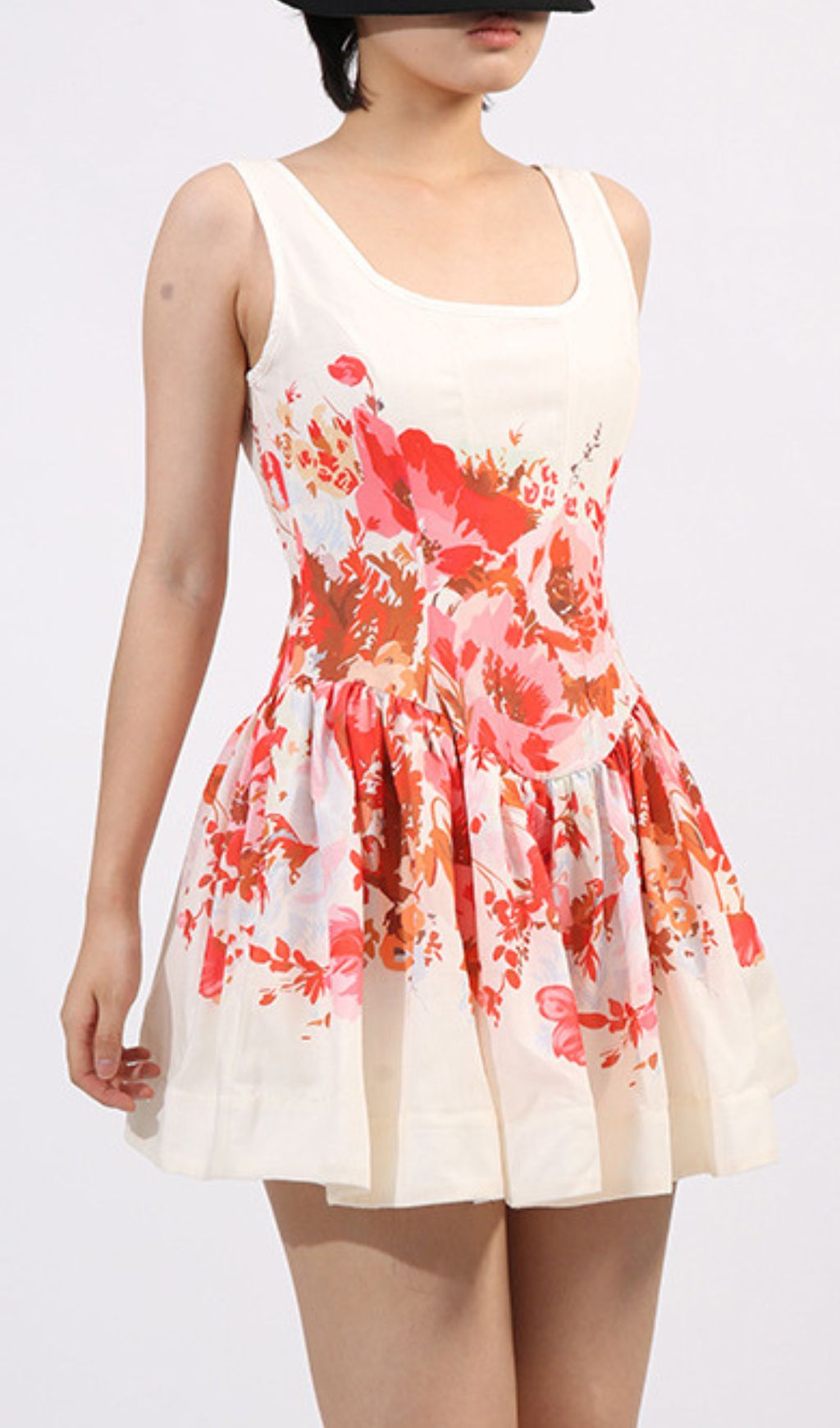 Genoveva Flirty Floral Mini Dress