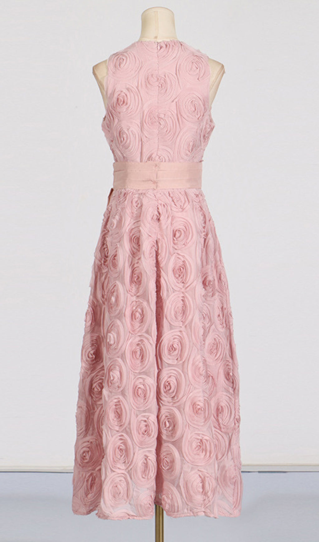 Blanche Black 3D Rose Floral Sleeveless Midi Dress